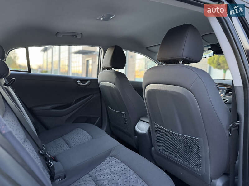 Хэтчбек Hyundai Ioniq 2018 в Тернополе