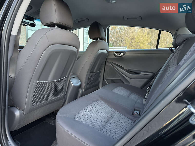 Хэтчбек Hyundai Ioniq 2018 в Тернополе