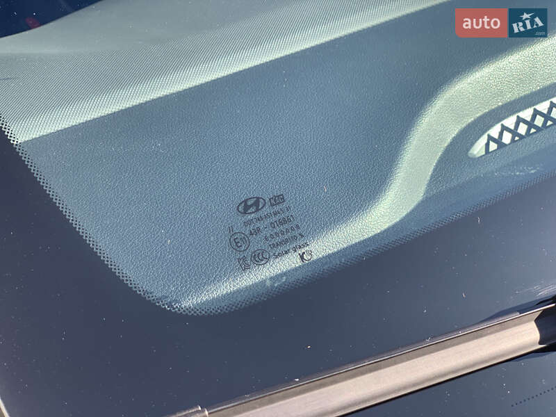 Лифтбек Hyundai Ioniq 2021 в Ровно