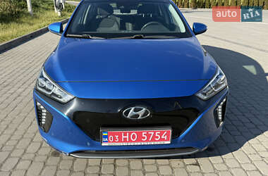 Хэтчбек Hyundai Ioniq 2018 в 