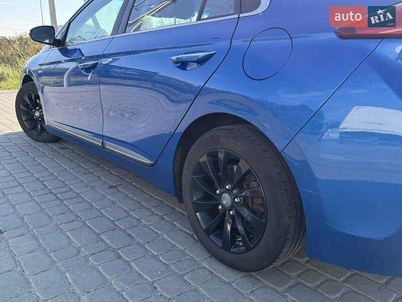 Хэтчбек Hyundai Ioniq 2018 в Львове фото 24 Хэтчбек Hyundai Ioniq 2018 в Львове