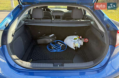 Хэтчбек Hyundai Ioniq 2018 в 