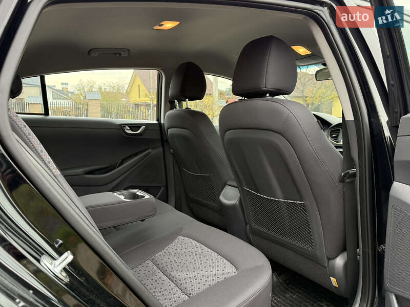 Хэтчбек Hyundai Ioniq 2018 в Львове фото 66 Хэтчбек Hyundai Ioniq 2018 в Львове