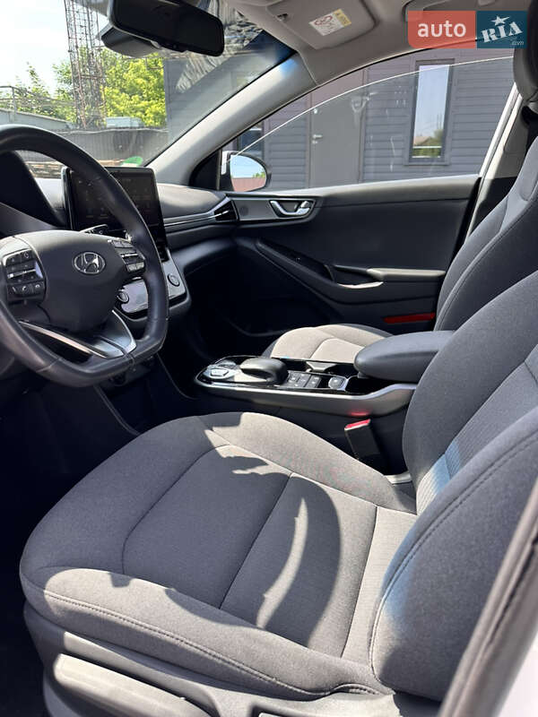 Ліфтбек Hyundai Ioniq 2020 в Старокостянтинові