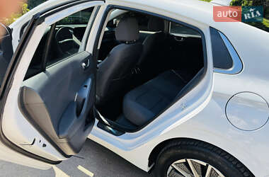 Лифтбек Hyundai Ioniq 2020 в 