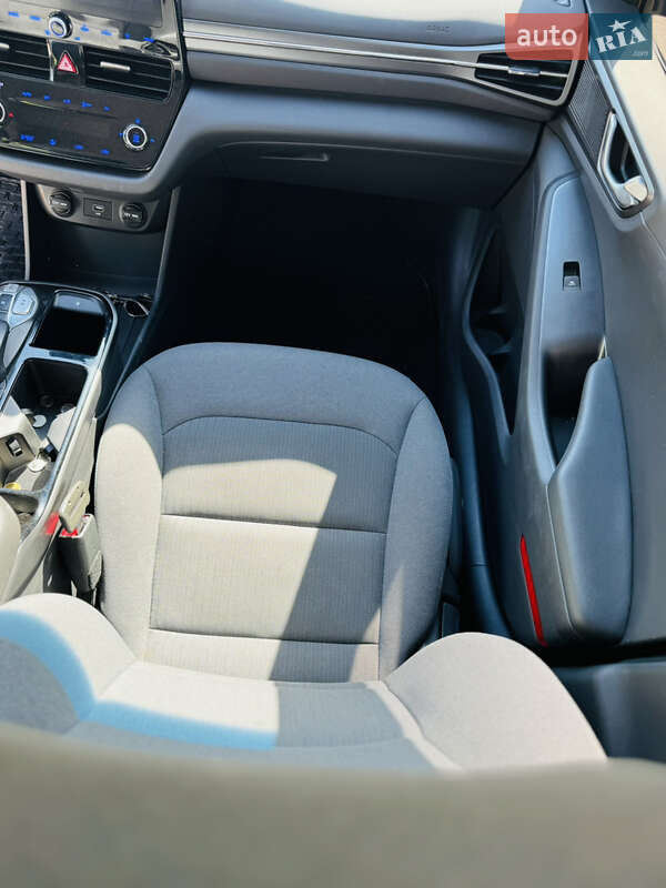 Ліфтбек Hyundai Ioniq 2020 в Житомирі фото 16 Ліфтбек Hyundai Ioniq 2020 в Житомирі