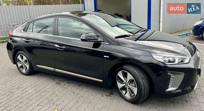 Хэтчбек Hyundai Ioniq 2019 в Луцке