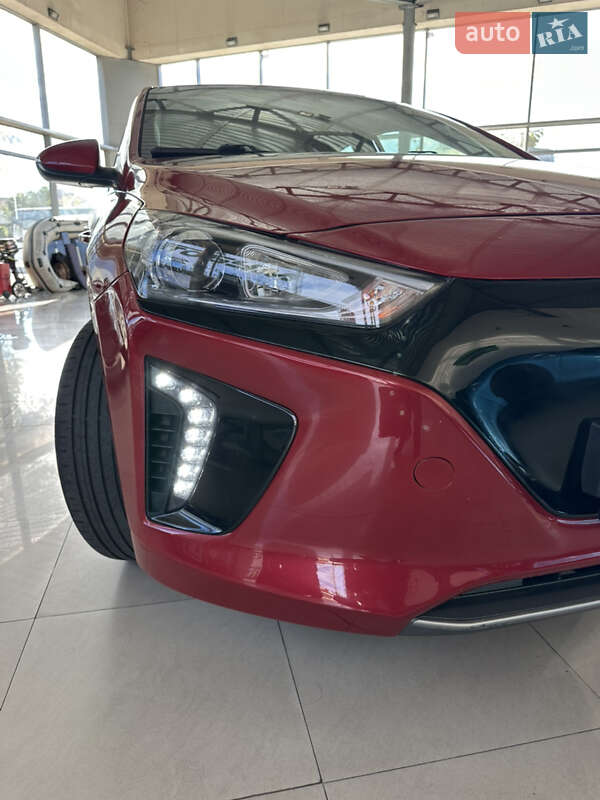 Лифтбек Hyundai Ioniq 2019 в Одессе фото 2 Лифтбек Hyundai Ioniq 2019 в Одессе