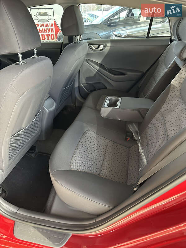 Лифтбек Hyundai Ioniq 2019 в Одессе фото 6 Лифтбек Hyundai Ioniq 2019 в Одессе