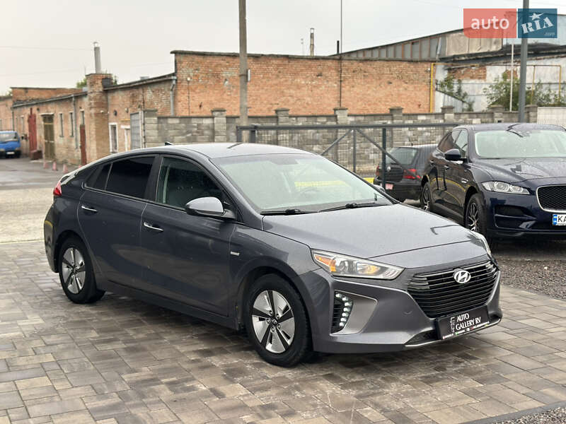 Хэтчбек Hyundai Ioniq 2018 в Ровно фото 5 Хэтчбек Hyundai Ioniq 2018 в Ровно