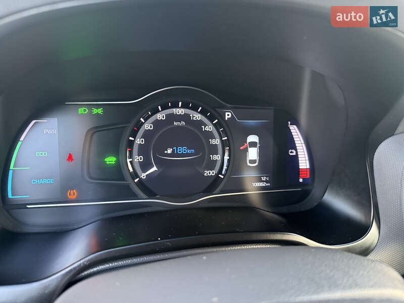 Хэтчбек Hyundai Ioniq 2018 в Ивано-Франковске фото 42 Хэтчбек Hyundai Ioniq 2018 в Ивано-Франковске