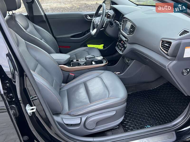 Хэтчбек Hyundai Ioniq 2017 в Ровно фото 37 Хэтчбек Hyundai Ioniq 2017 в Ровно
