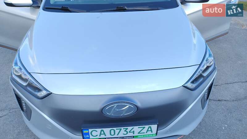 Хэтчбек Hyundai Ioniq 2016 в Умани