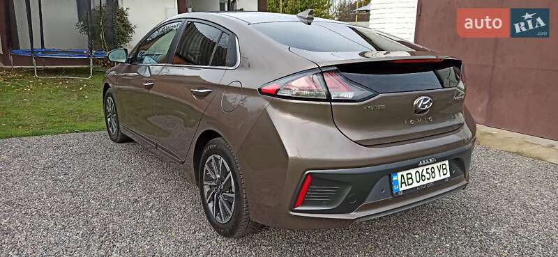 Лифтбек Hyundai Ioniq 2019 в Виннице
