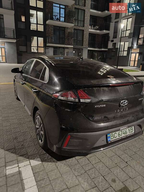 Хэтчбек Hyundai Ioniq 2019 в Львове