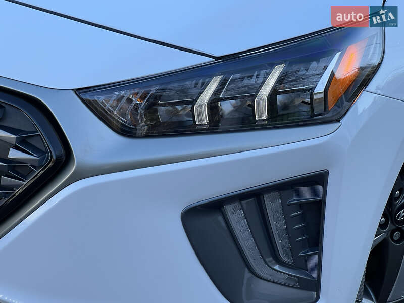 Хэтчбек Hyundai Ioniq 2019 в Виннице фото 5 Хэтчбек Hyundai Ioniq 2019 в Виннице