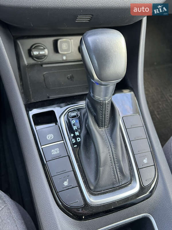 Хэтчбек Hyundai Ioniq 2019 в Виннице фото 29 Хэтчбек Hyundai Ioniq 2019 в Виннице