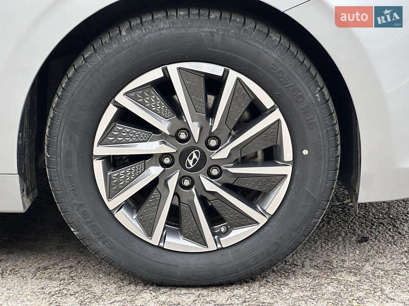 Лифтбек Hyundai Ioniq 2019 в Ковеле фото 28 Лифтбек Hyundai Ioniq 2019 в Ковеле