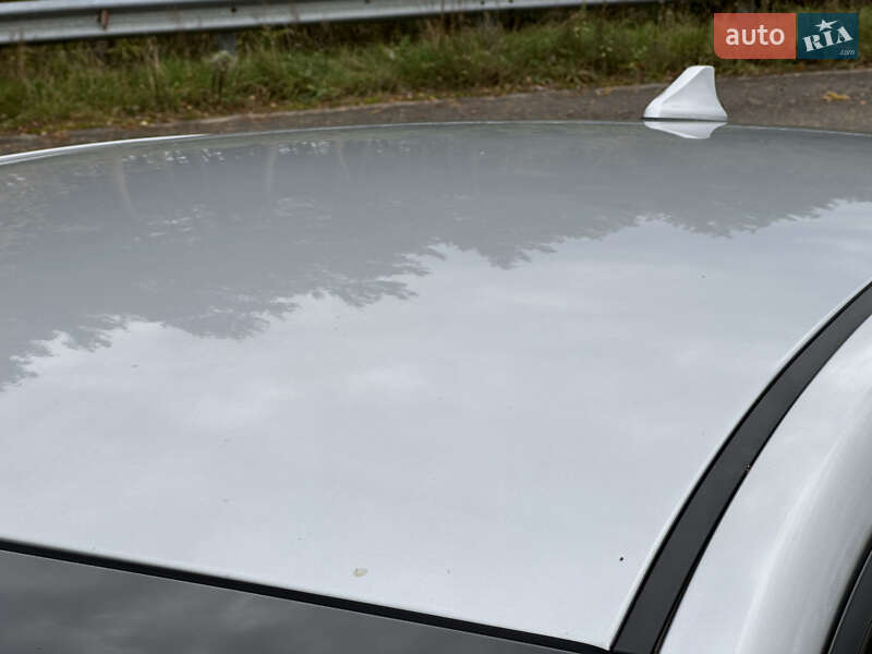 Лифтбек Hyundai Ioniq 2019 в Ковеле фото 32 Лифтбек Hyundai Ioniq 2019 в Ковеле