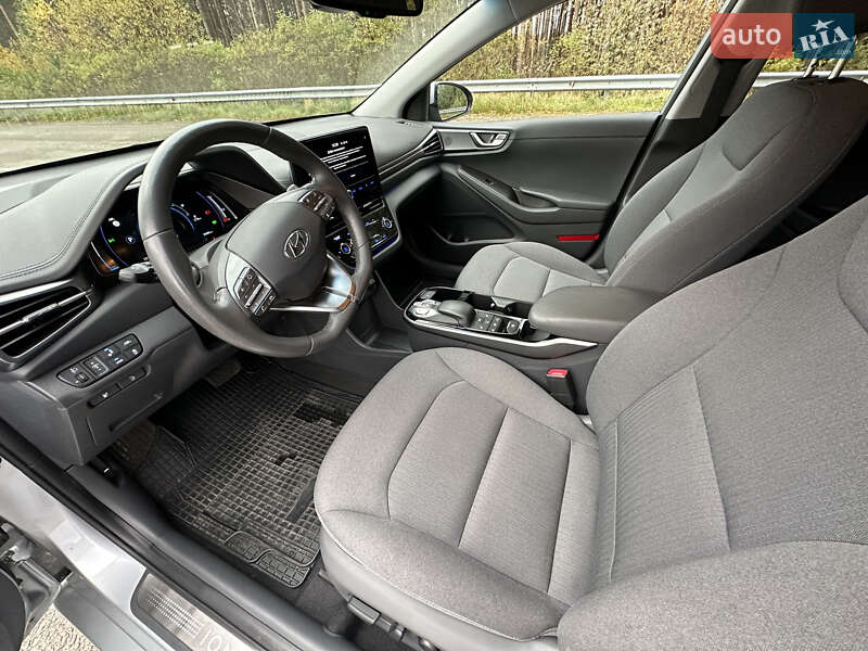 Лифтбек Hyundai Ioniq 2019 в Ковеле фото 56 Лифтбек Hyundai Ioniq 2019 в Ковеле