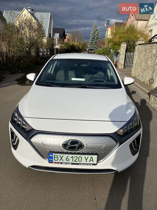 Лифтбек Hyundai Ioniq 2020 в Хмельницком