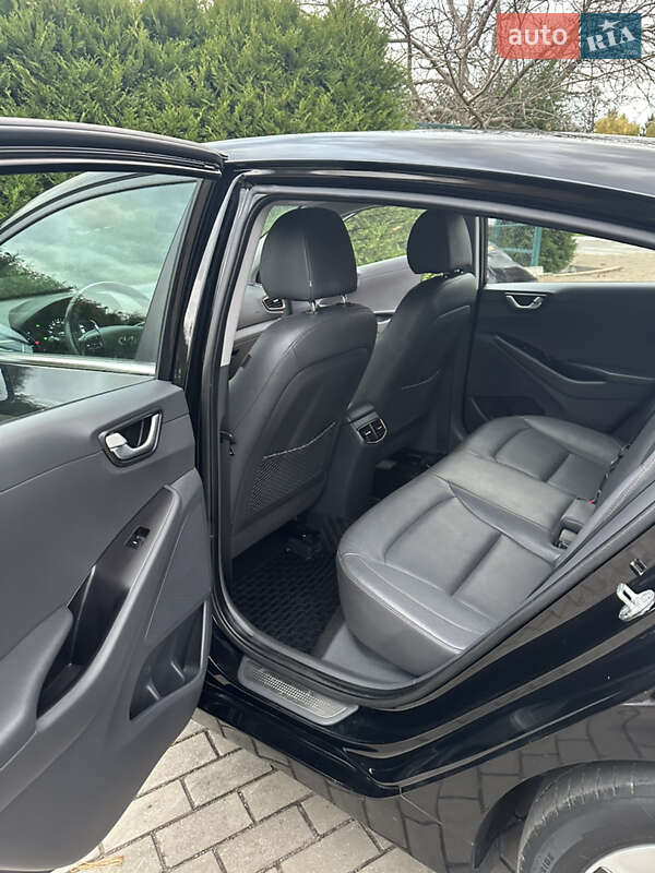 Хэтчбек Hyundai Ioniq 2017 в Луцке фото 59 Хэтчбек Hyundai Ioniq 2017 в Луцке