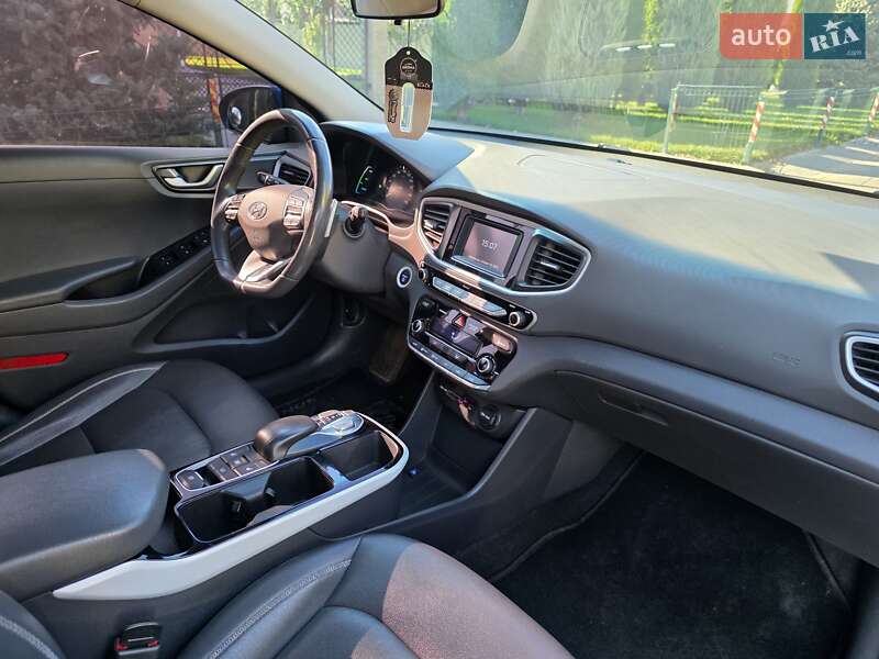 Хэтчбек Hyundai Ioniq 2017 в Белгороде-Днестровском фото 18 Хэтчбек Hyundai Ioniq 2017 в Белгороде-Днестровском