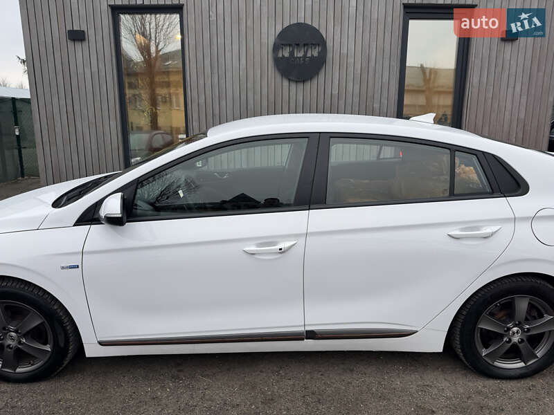 Хэтчбек Hyundai Ioniq 2018 в Тернополе фото 6 Хэтчбек Hyundai Ioniq 2018 в Тернополе