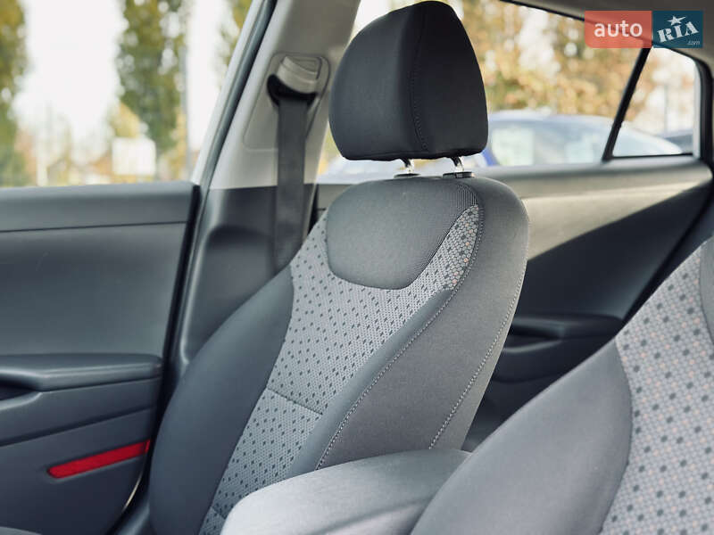 Хэтчбек Hyundai Ioniq 2017 в Кременчуге