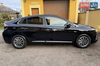 Лифтбек Hyundai Ioniq 2020 в Львове