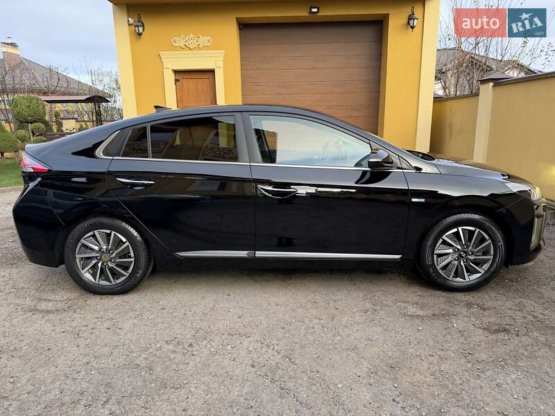 Лифтбек Hyundai Ioniq 2020 в Львове фото 12 Лифтбек Hyundai Ioniq 2020 в Львове