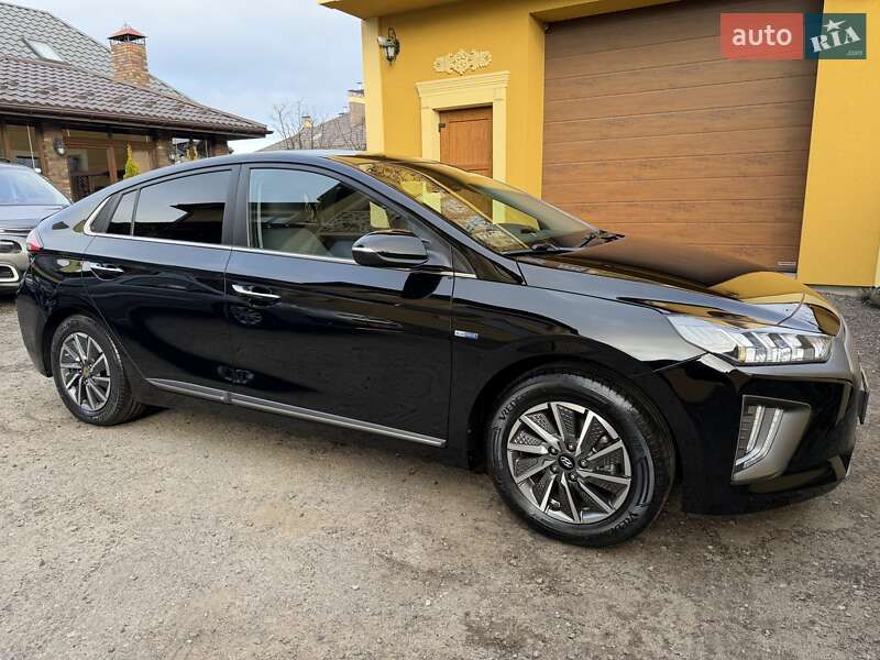 Лифтбек Hyundai Ioniq 2020 в Львове фото 13 Лифтбек Hyundai Ioniq 2020 в Львове