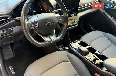 Лифтбек Hyundai Ioniq 2020 в Львове