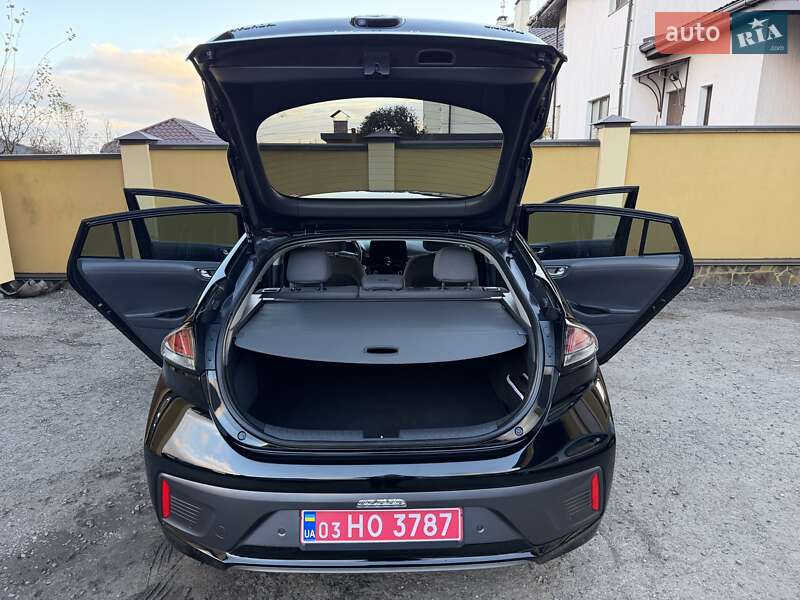 Лифтбек Hyundai Ioniq 2020 в Львове фото 67 Лифтбек Hyundai Ioniq 2020 в Львове