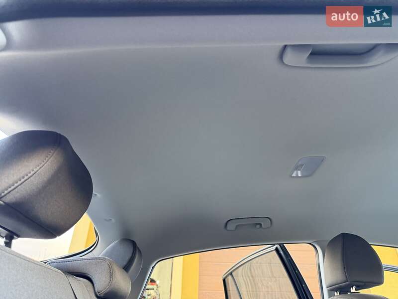 Лифтбек Hyundai Ioniq 2020 в Львове фото 72 Лифтбек Hyundai Ioniq 2020 в Львове