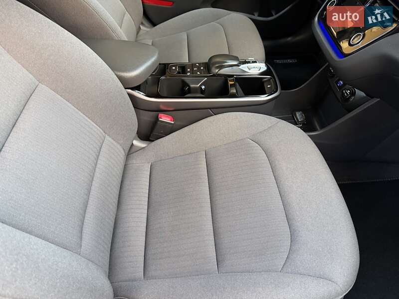 Лифтбек Hyundai Ioniq 2020 в Львове фото 171 Лифтбек Hyundai Ioniq 2020 в Львове