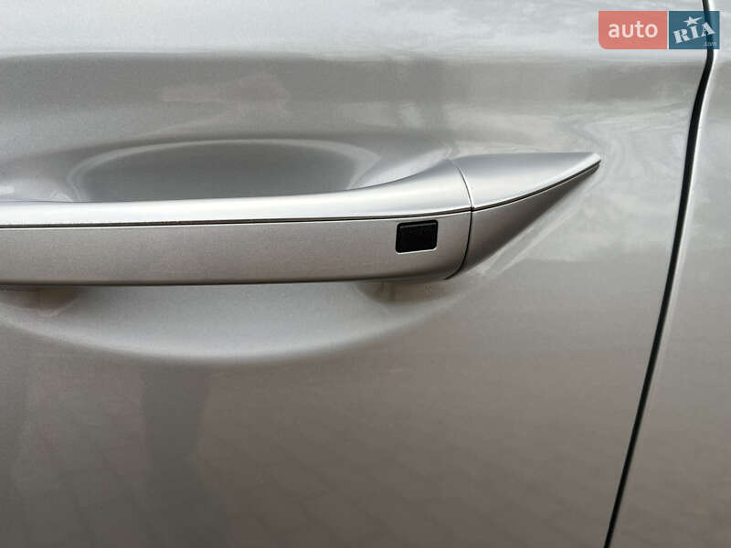 Лифтбек Hyundai Ioniq 2020 в Луцке