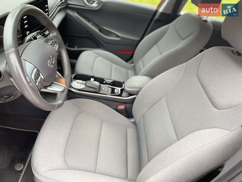 Лифтбек Hyundai Ioniq 2022 в Кропивницком фото 14 Лифтбек Hyundai Ioniq 2022 в Кропивницком