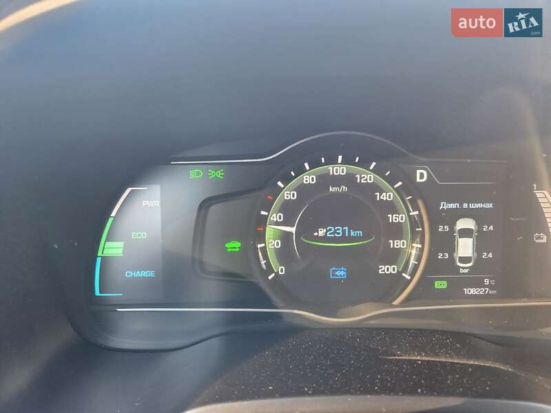 Лифтбек Hyundai Ioniq 2019 в Киеве