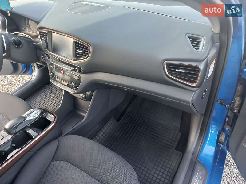 Хетчбек Hyundai Ioniq 2017 в Шептицькому