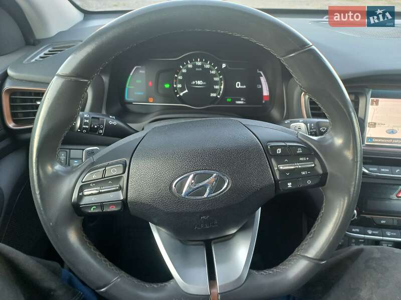 Хетчбек Hyundai Ioniq 2017 в Шептицькому