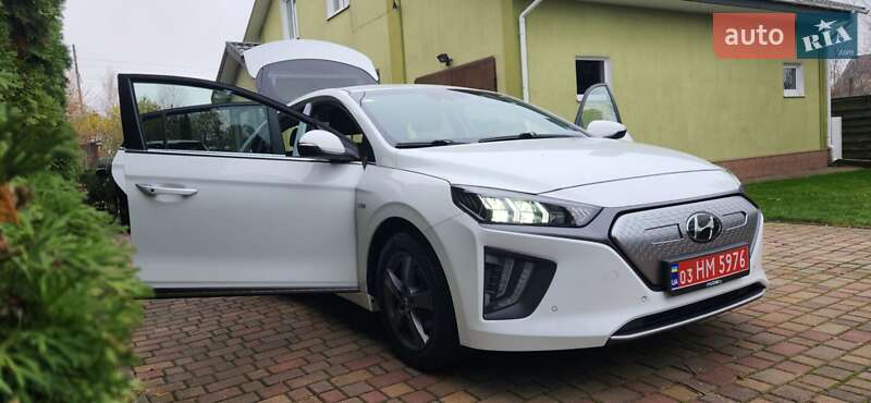 Лифтбек Hyundai Ioniq 2020 в Ровно