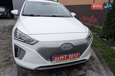 Хетчбек Hyundai Ioniq 2016 в Вінниці