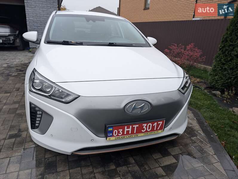 Хэтчбек Hyundai Ioniq 2016 в Виннице фото 10 Хэтчбек Hyundai Ioniq 2016 в Виннице