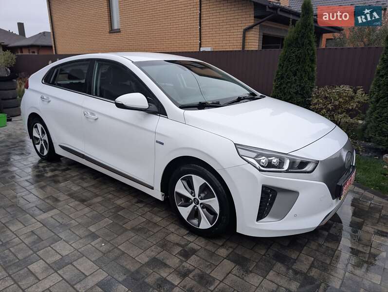 Хэтчбек Hyundai Ioniq 2016 в Виннице фото 2 Хэтчбек Hyundai Ioniq 2016 в Виннице