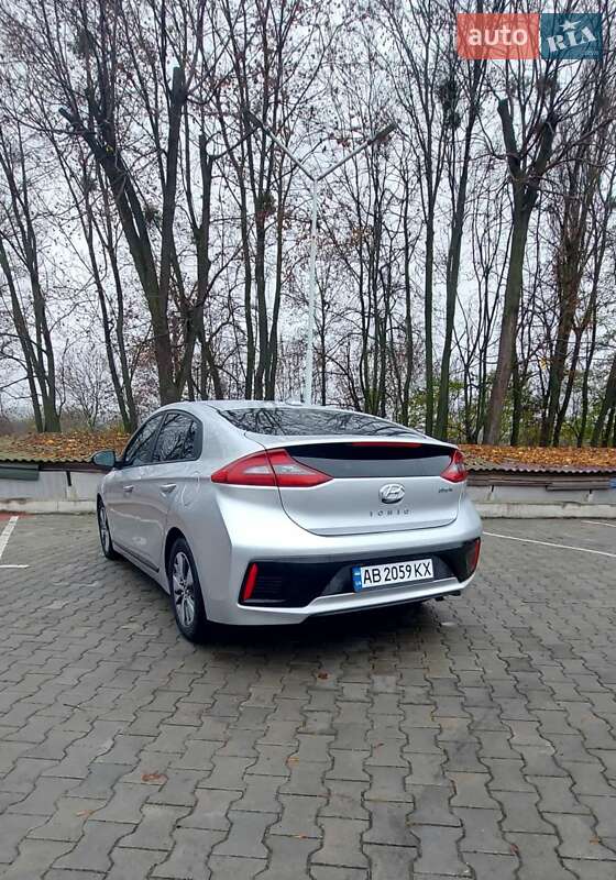 Лифтбек Hyundai Ioniq 2019 в Виннице фото 19 Лифтбек Hyundai Ioniq 2019 в Виннице