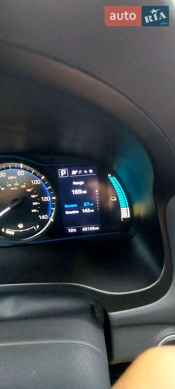 Лифтбек Hyundai Ioniq 2019 в Виннице фото 31 Лифтбек Hyundai Ioniq 2019 в Виннице