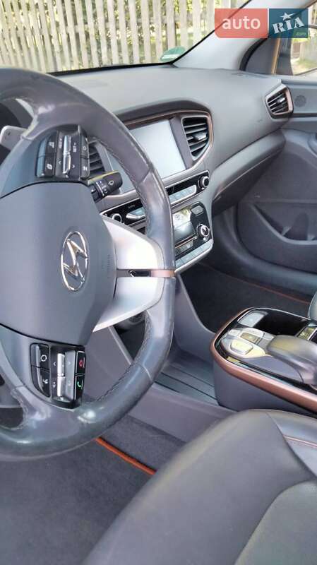 Хэтчбек Hyundai Ioniq 2019 в Маневичах фото 4 Хэтчбек Hyundai Ioniq 2019 в Маневичах