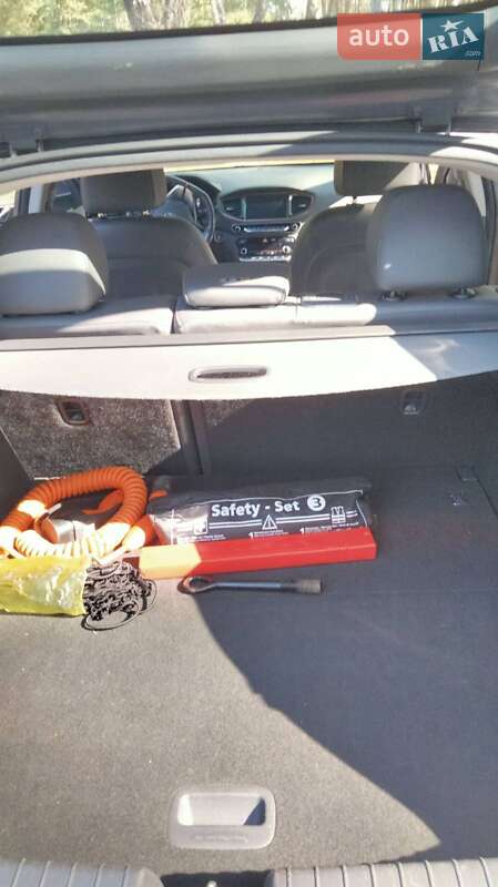 Хэтчбек Hyundai Ioniq 2019 в Маневичах фото 8 Хэтчбек Hyundai Ioniq 2019 в Маневичах