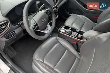 Хетчбек Hyundai Ioniq 2016 в Вінниці